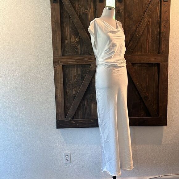 Gmettory Satin Cap Sleeve Ruched Back Dresses Elegant Ruched Waist Midi Dress - Picture 5 of 13